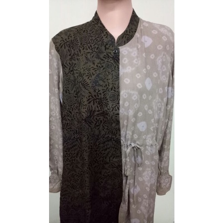 Atasan Blouse Jumputan Kombinasi Batik (L) - Gambar 2